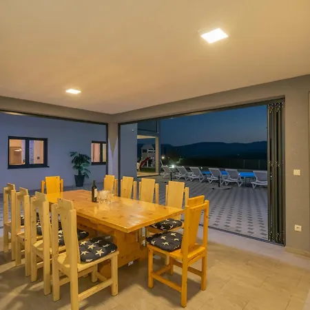 Beautiful In Holiday home *